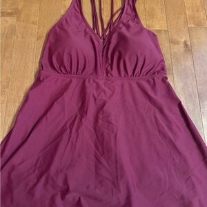 Women's Burgundy Tankini Top